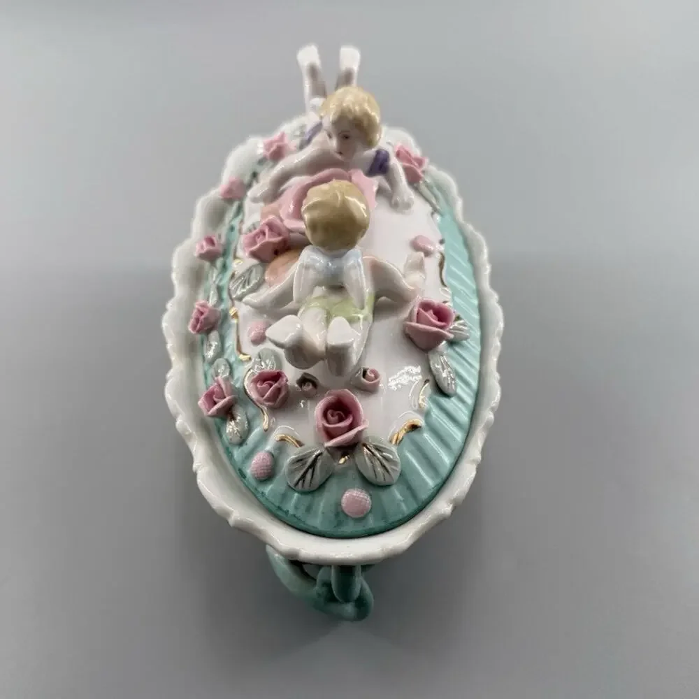Vintage Westland Japan Floral Porcelain Trinket Box Gold Ormolu Footed Case